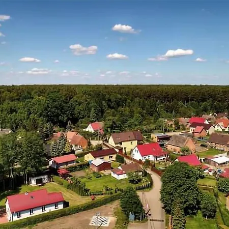 3 Bedroom Amazing In Parzensko Nowogrodek Pomorski